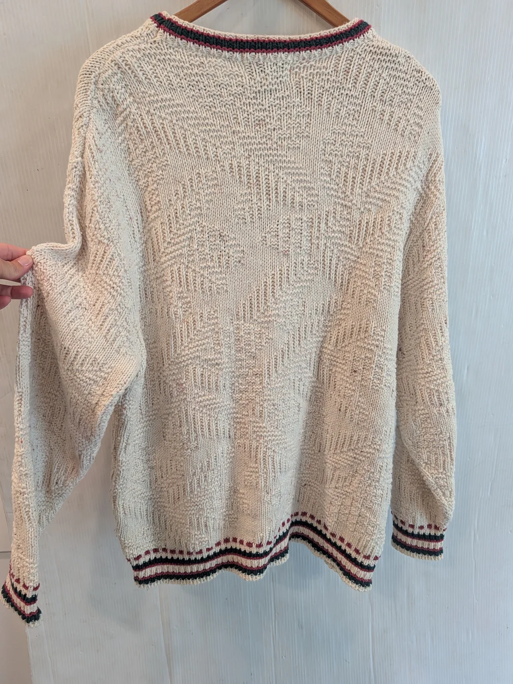 CROFT & BARROW Cream Textured Knit Crewneck Sweater with Christmas Cardinals
